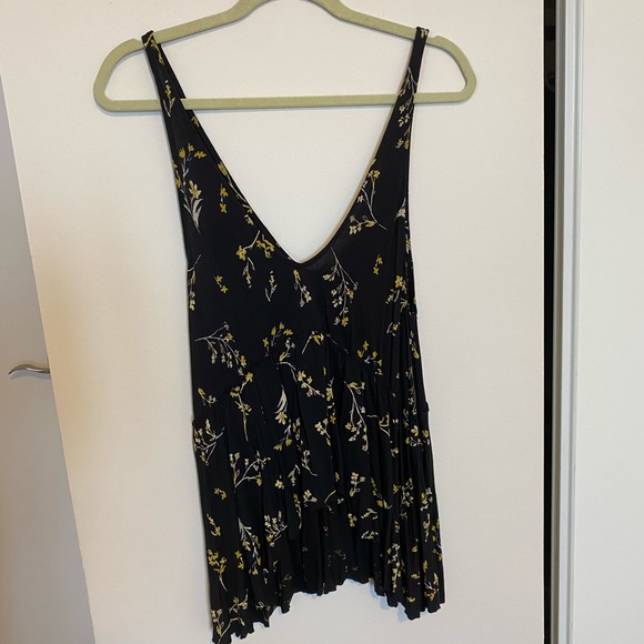 Urban Outfitters Kimchi Blue Celestial Dreams Tank - Picture 2 of 4